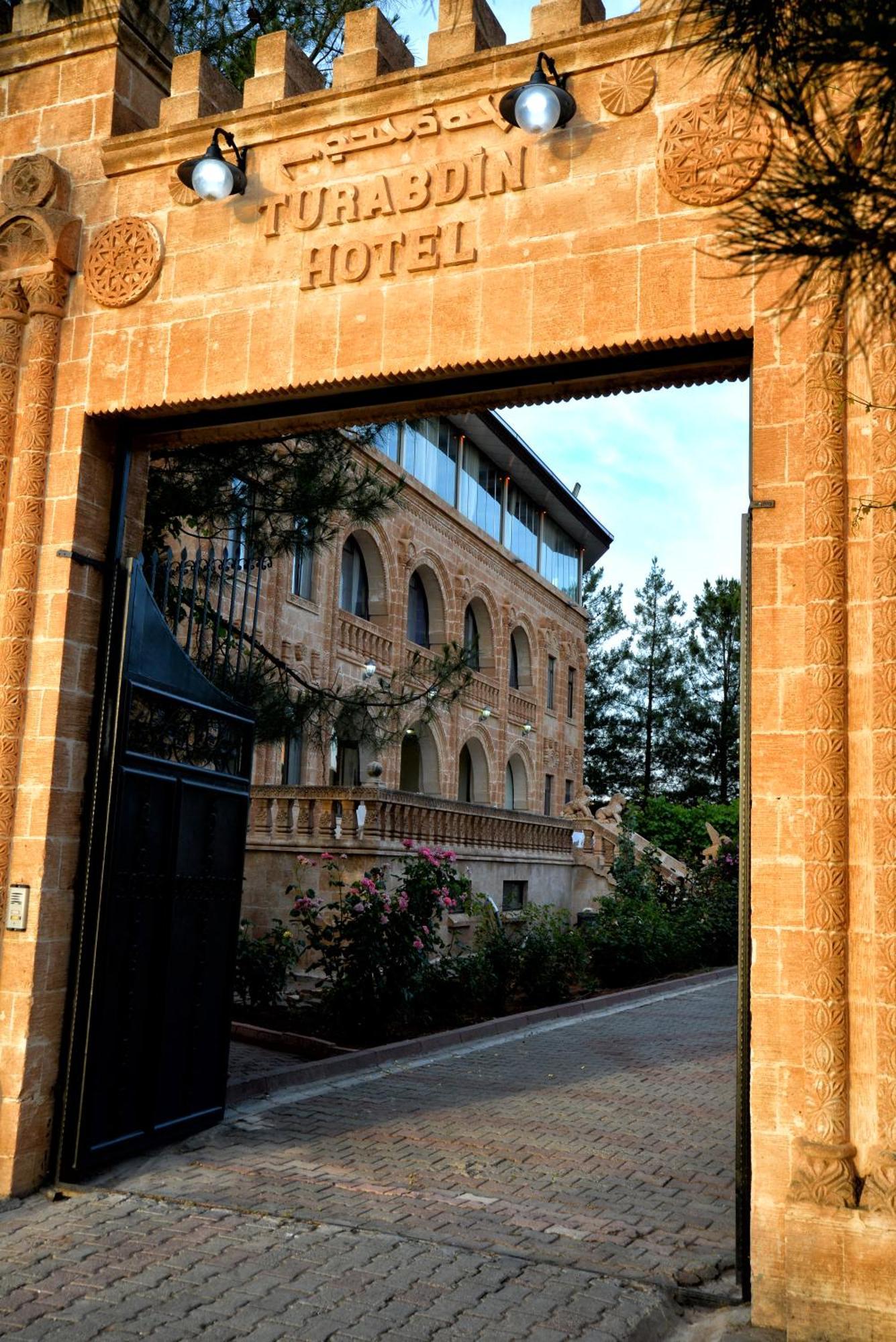 Turabdin Hotel Midyat Екстериор снимка