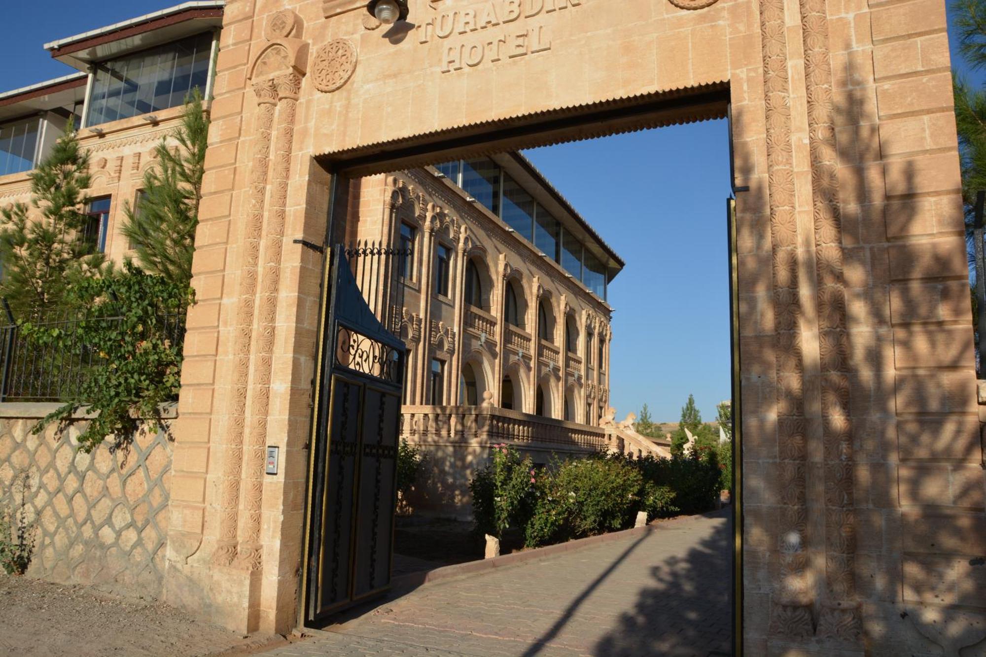 Turabdin Hotel Midyat Екстериор снимка