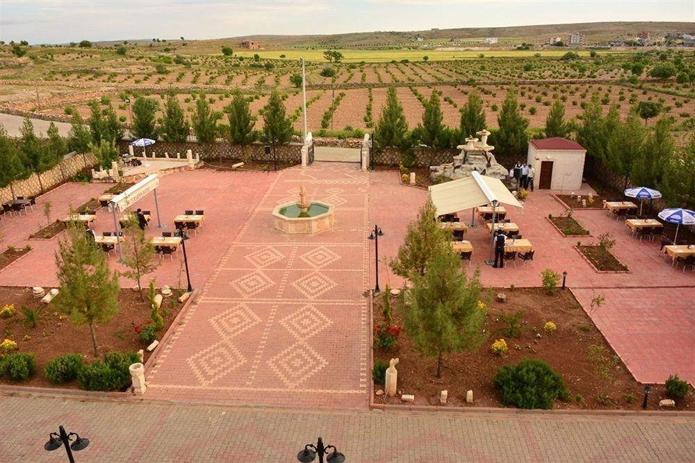 Turabdin Hotel Midyat Екстериор снимка